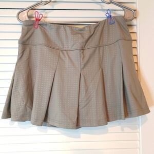 Bolle Women's Athletic Leisure Pleated Tanish Grey Skort Size Large
